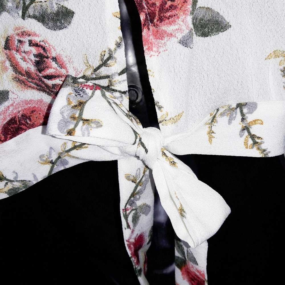 White & Pink Floral Tie Waist Sleeveless Crop Top - Picture 7 of 8